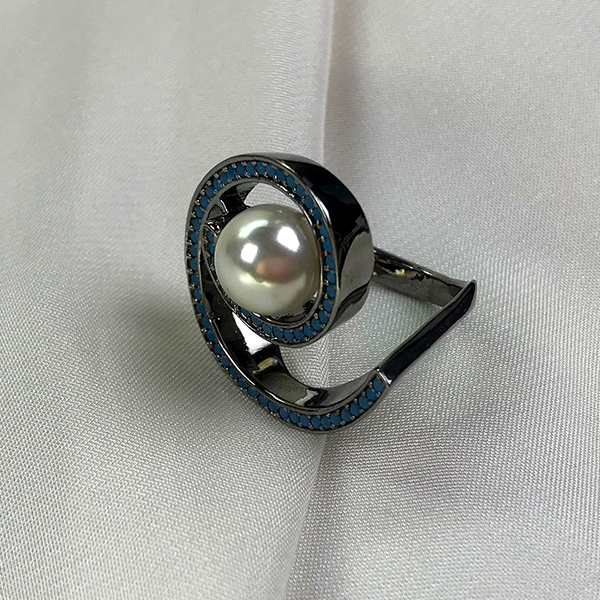 Pearled-Glory statement ring